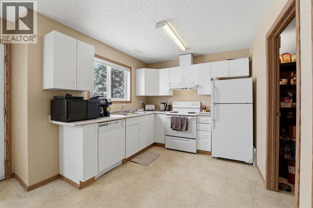 100 Jordan Park, Red Deer