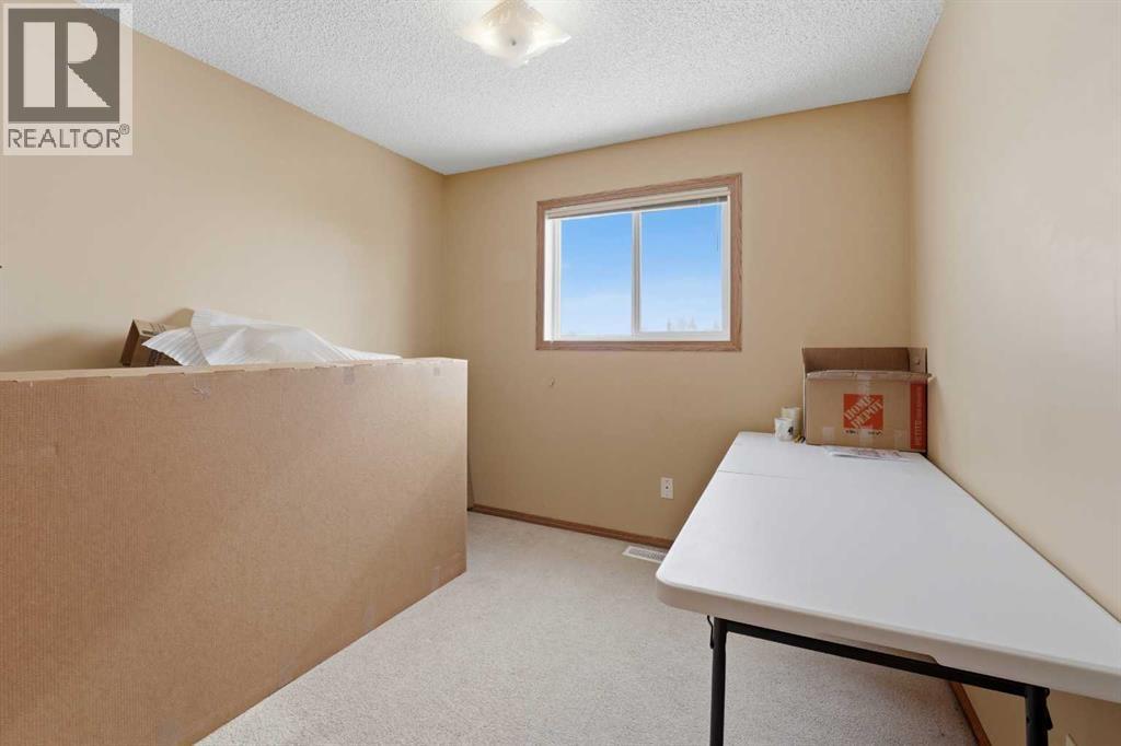 100 Jordan Park, Red Deer