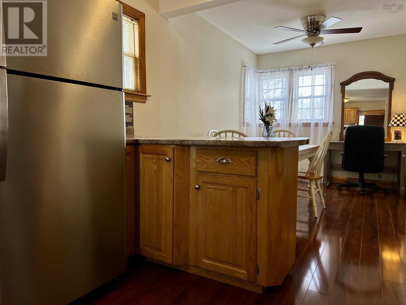 Property 28 of 30 of 37 Kelmere Drive