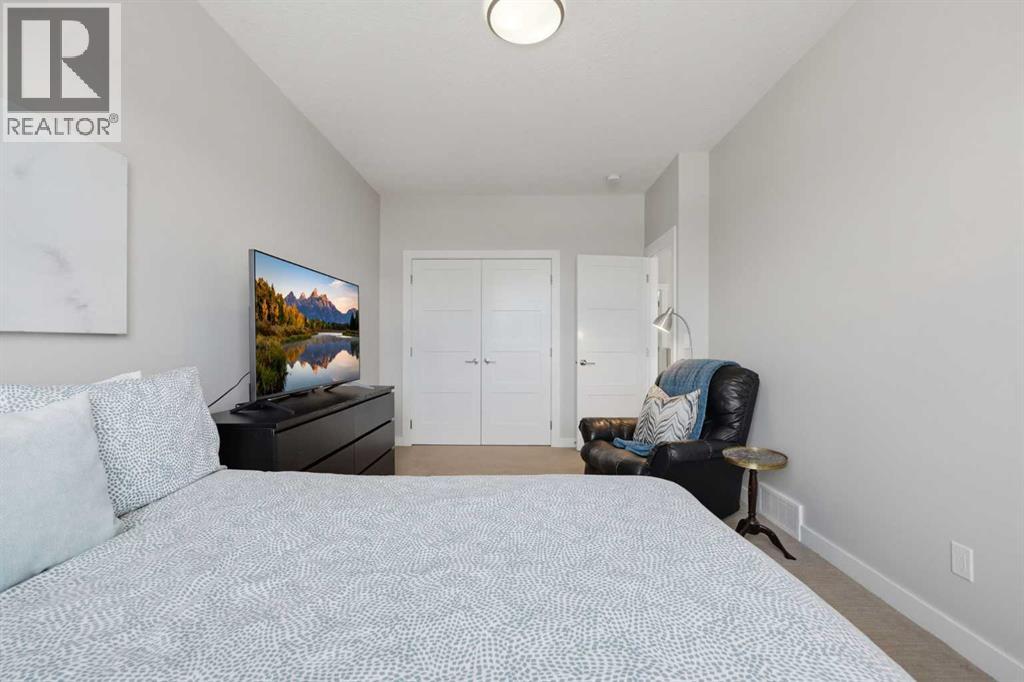 Single Family House for Sale in   Street NE Winston Heights/Mountview Calgary 