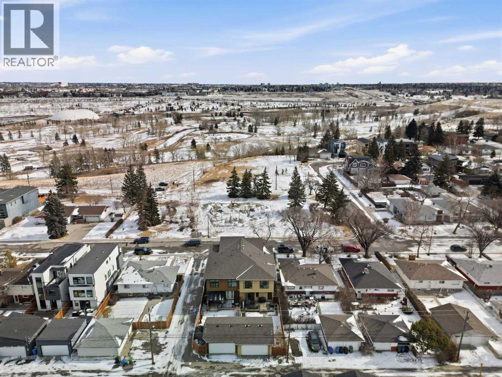 Single Family House for Sale in   Street NE Winston Heights/Mountview Calgary 