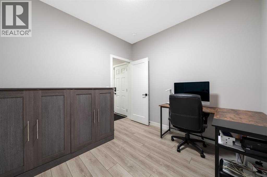 Single Family House for Sale in  Carringsby Avenue NW Carrington Calgary 