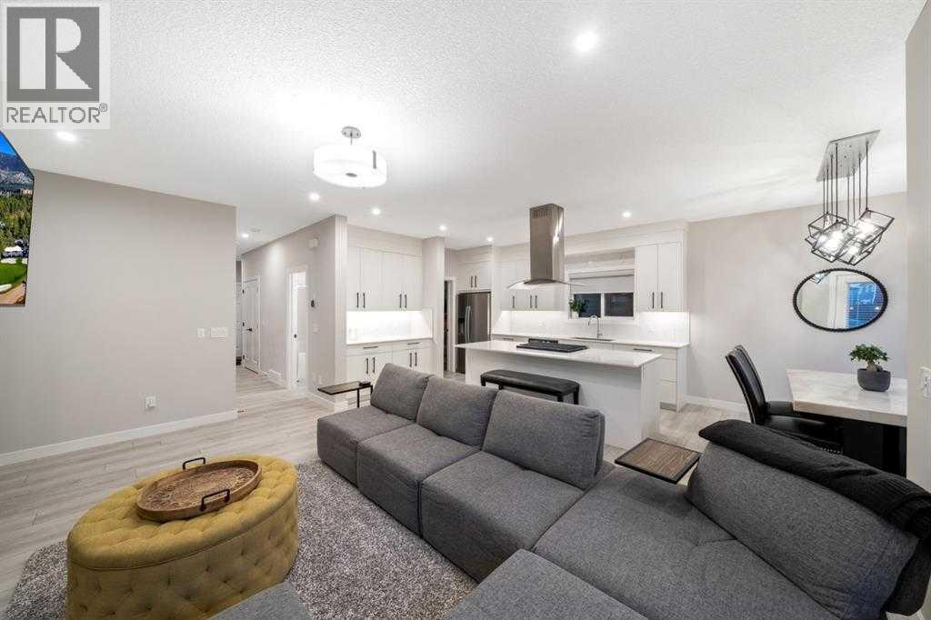 Single Family House for Sale in  Carringsby Avenue NW Carrington Calgary 