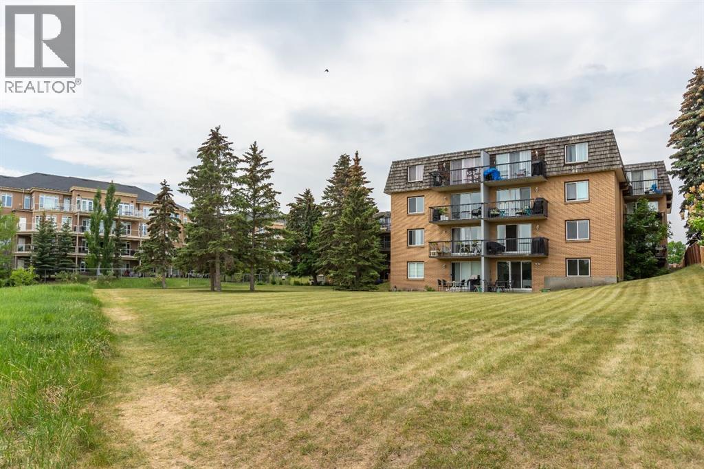 Single Family House for Sale in   Cedar Crescent SW Spruce Cliff Calgary 