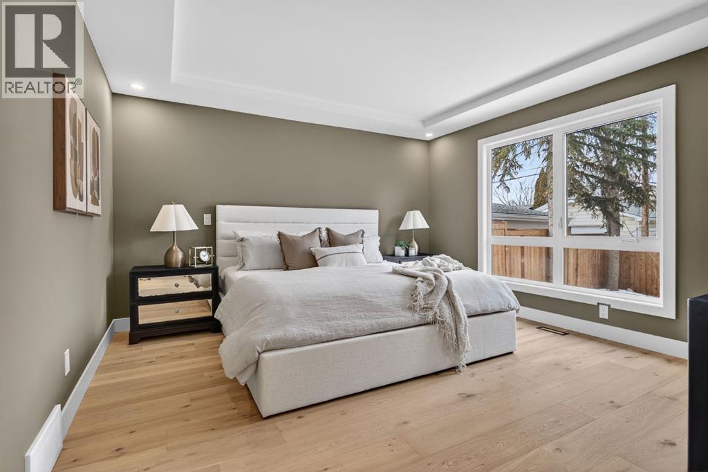 Single Family House Bungalow for Sale in  Mapleglen Crescent SE Maple Ridge Calgary 