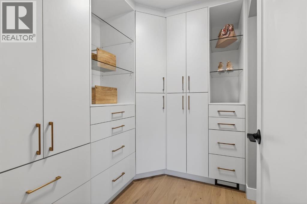 Single Family House Bungalow for Sale in  Mapleglen Crescent SE Maple Ridge Calgary 