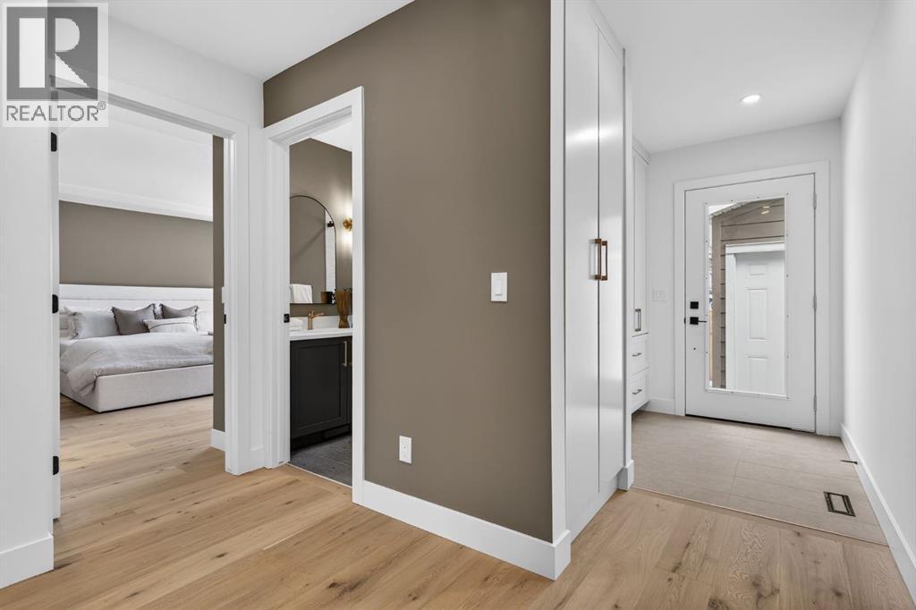 Single Family House Bungalow for Sale in  Mapleglen Crescent SE Maple Ridge Calgary 