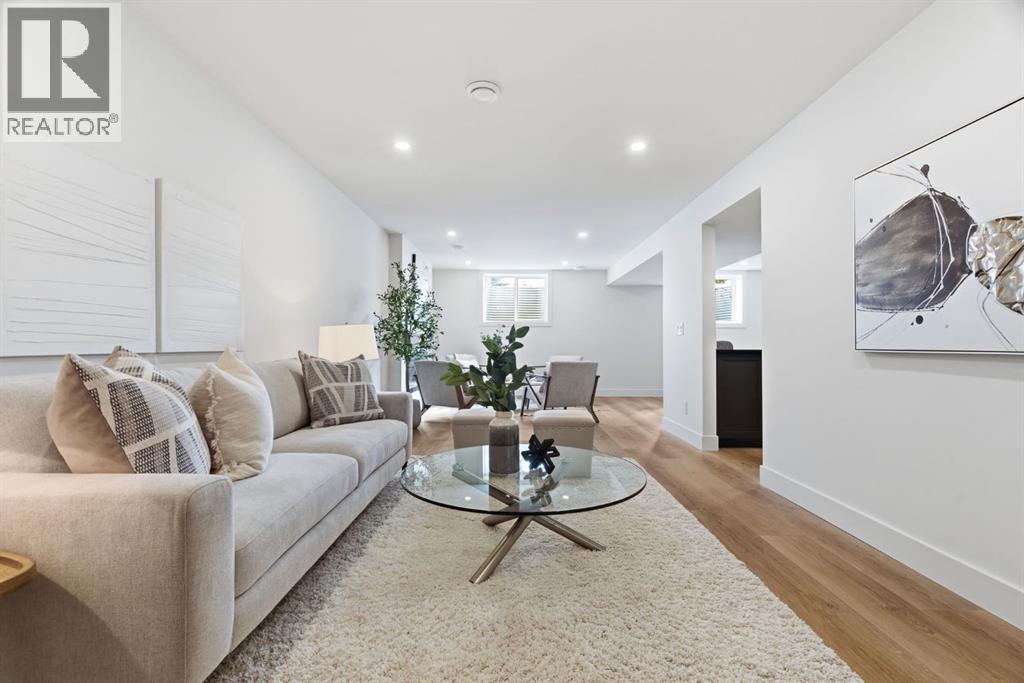 Single Family House Bungalow for Sale in  Mapleglen Crescent SE Maple Ridge Calgary 