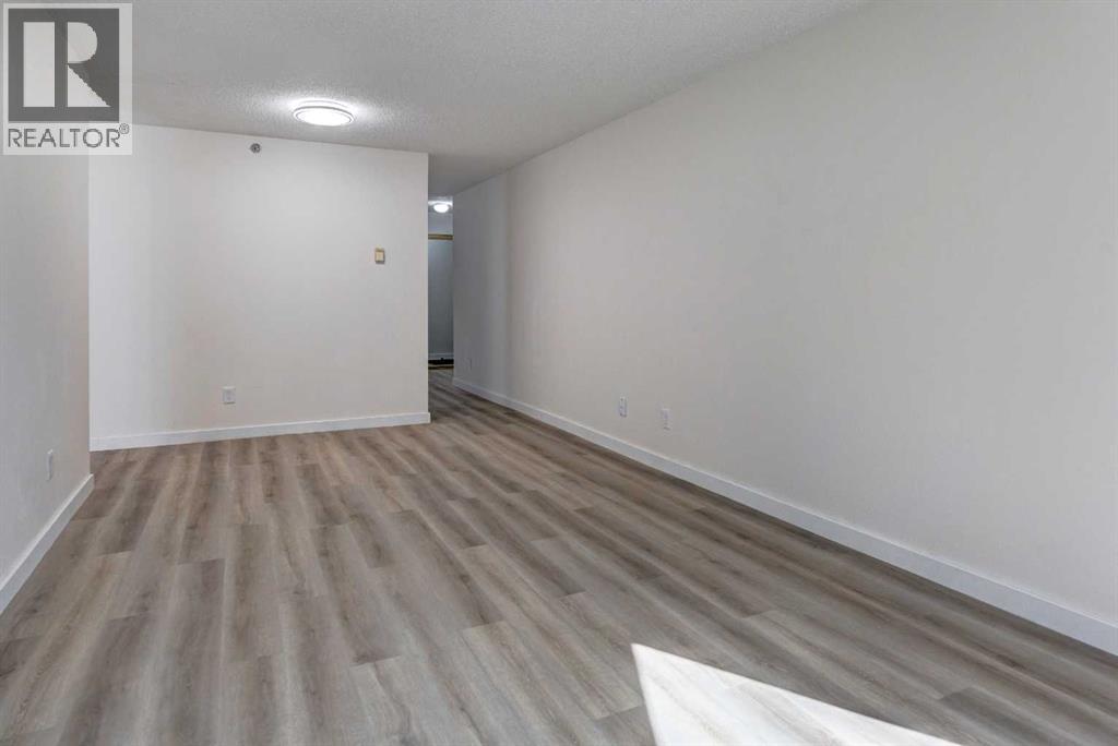 Single Family House for Sale in    Avenue SE Chinatown Calgary 