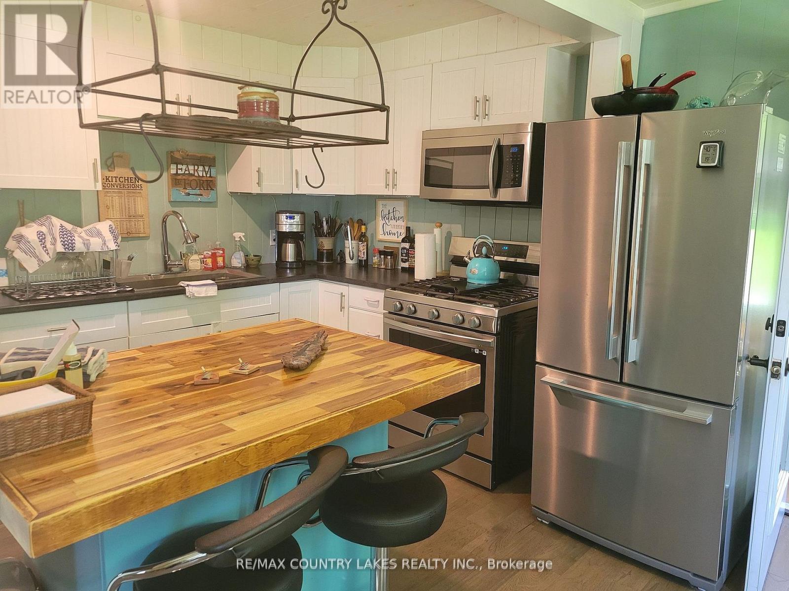 2481 LAKESHORE DRIVE - 5