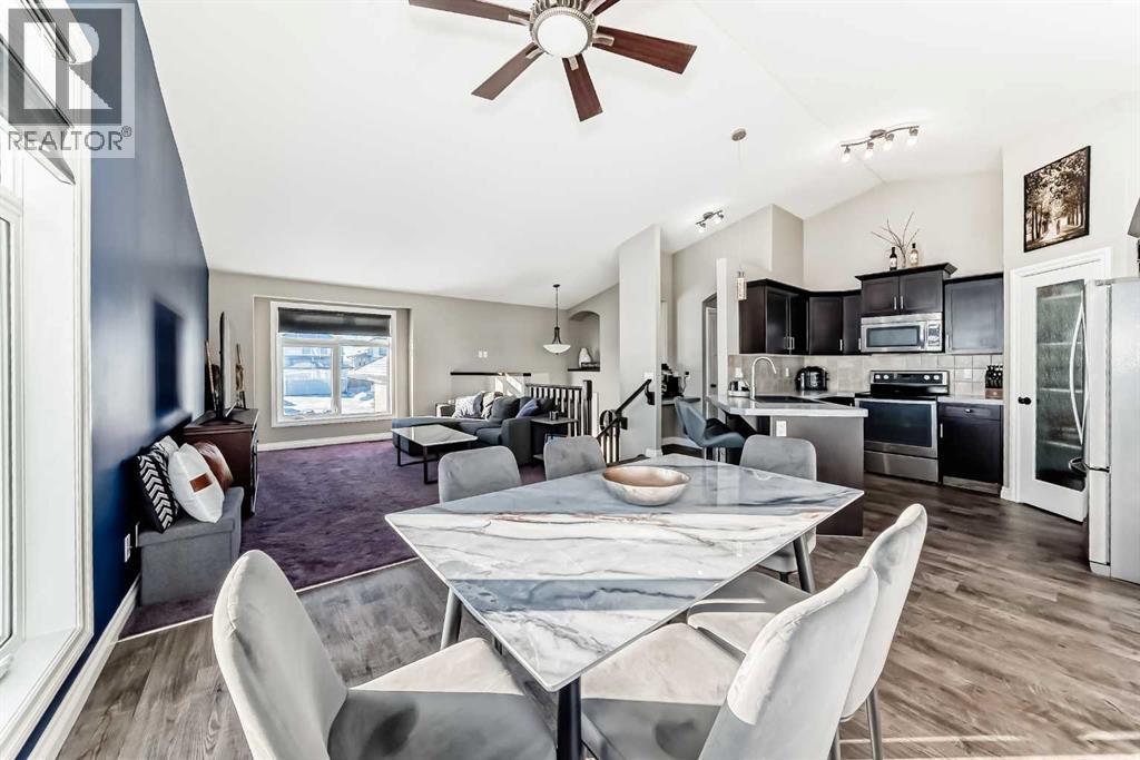 668 Robinson Avenue, Penhold