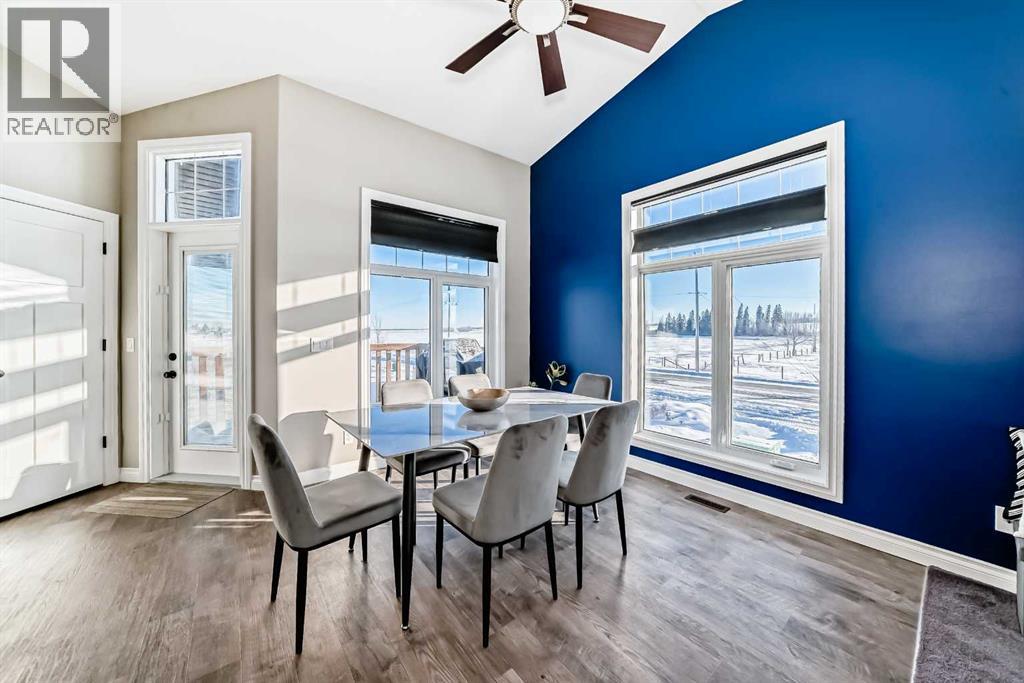 668 Robinson Avenue, Penhold