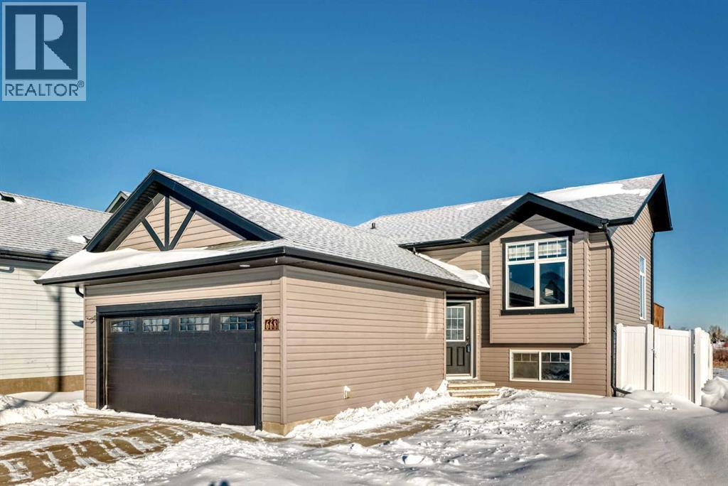 668 Robinson Avenue, Penhold