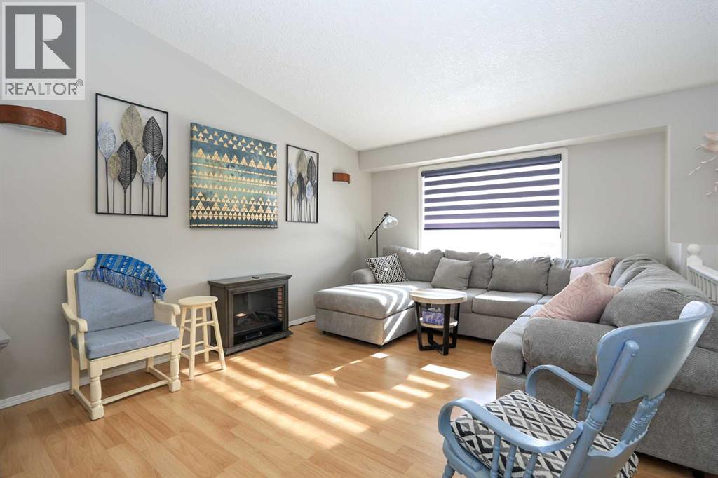 16 Durand Crescent, Red Deer