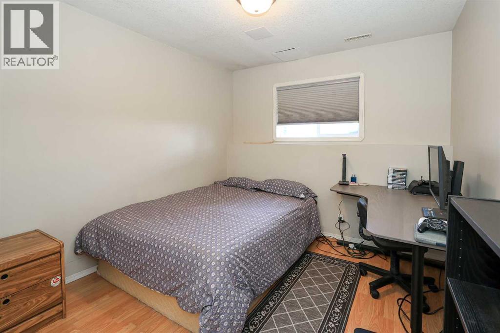 16 Durand Crescent, Red Deer