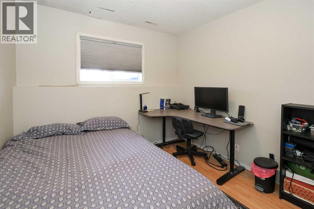 16 Durand Crescent, Red Deer