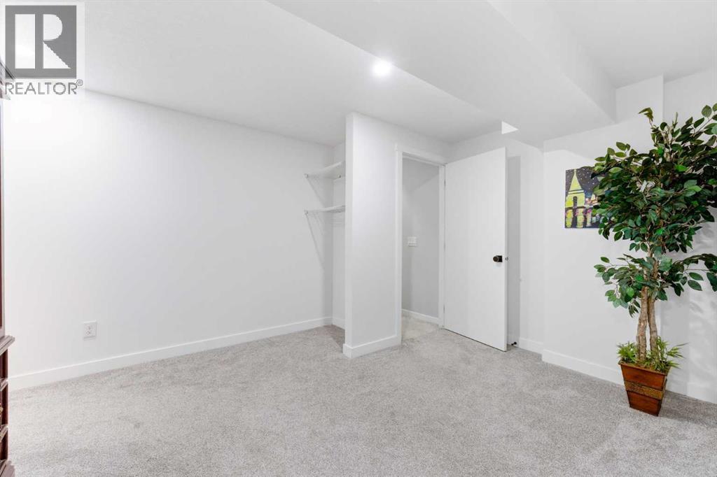 Single Family House for Sale in  Belmont Heath SW Belmont Calgary 