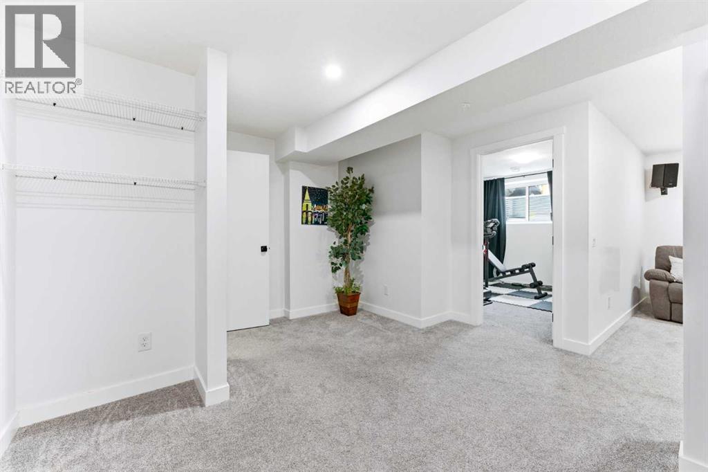 Single Family House for Sale in  Belmont Heath SW Belmont Calgary 