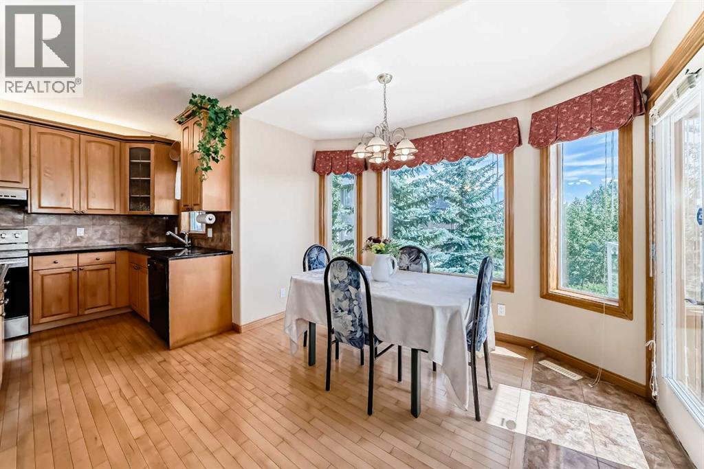 Single Family House for Sale in  Royal Highland Court NW Royal Oak Calgary 