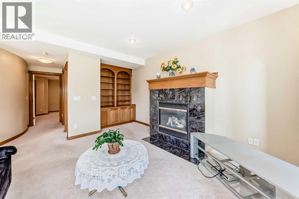 Single Family House for Sale in  Royal Highland Court NW Royal Oak Calgary 