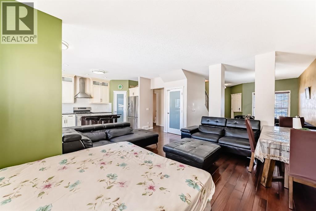 Single Family House for Sale in  Saddlecrest Park NE Saddle Ridge Calgary 