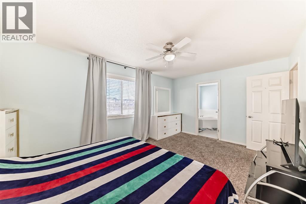 Single Family House for Sale in  Saddlecrest Park NE Saddle Ridge Calgary 