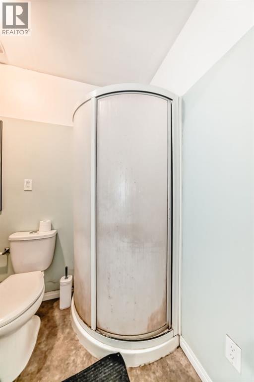 Single Family House for Sale in  Saddlecrest Park NE Saddle Ridge Calgary 