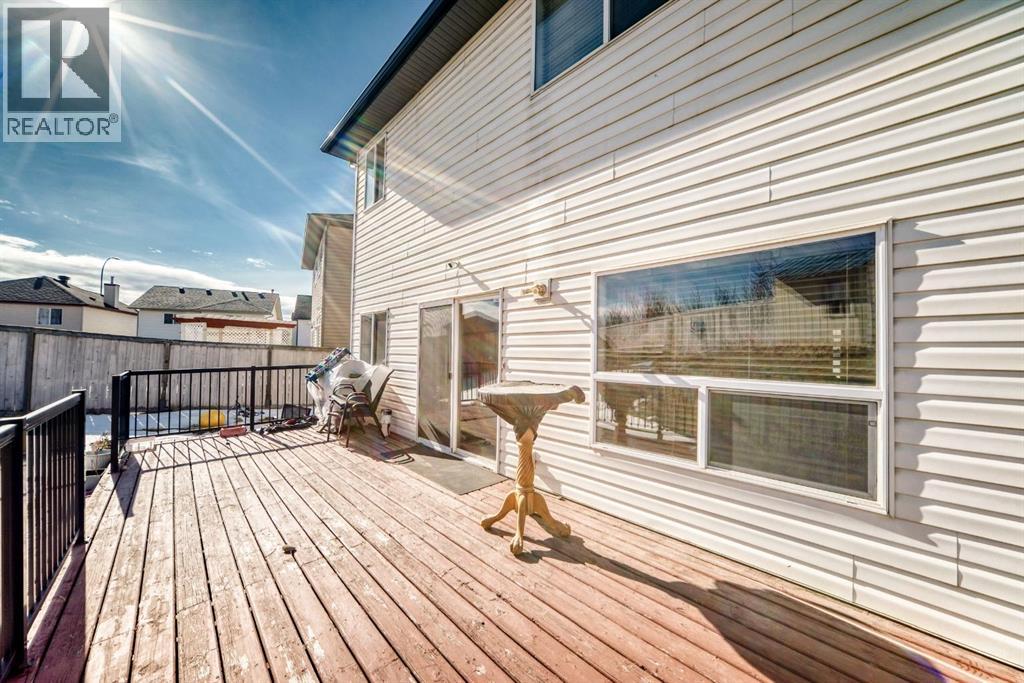 Single Family House for Sale in  Saddlecrest Park NE Saddle Ridge Calgary 