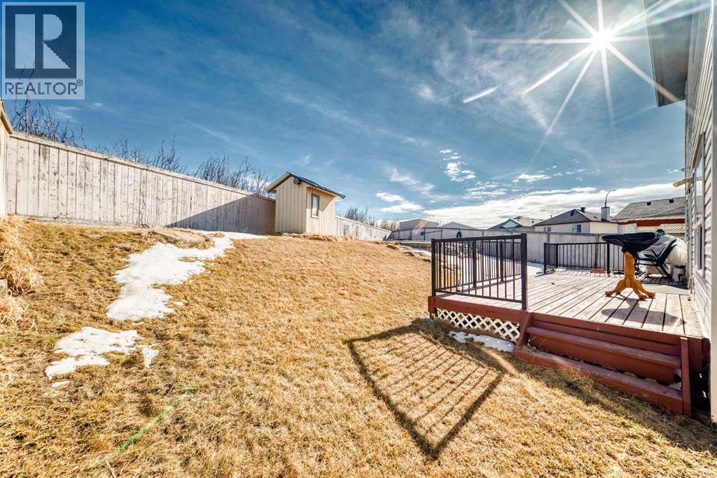Single Family House for Sale in  Saddlecrest Park NE Saddle Ridge Calgary 