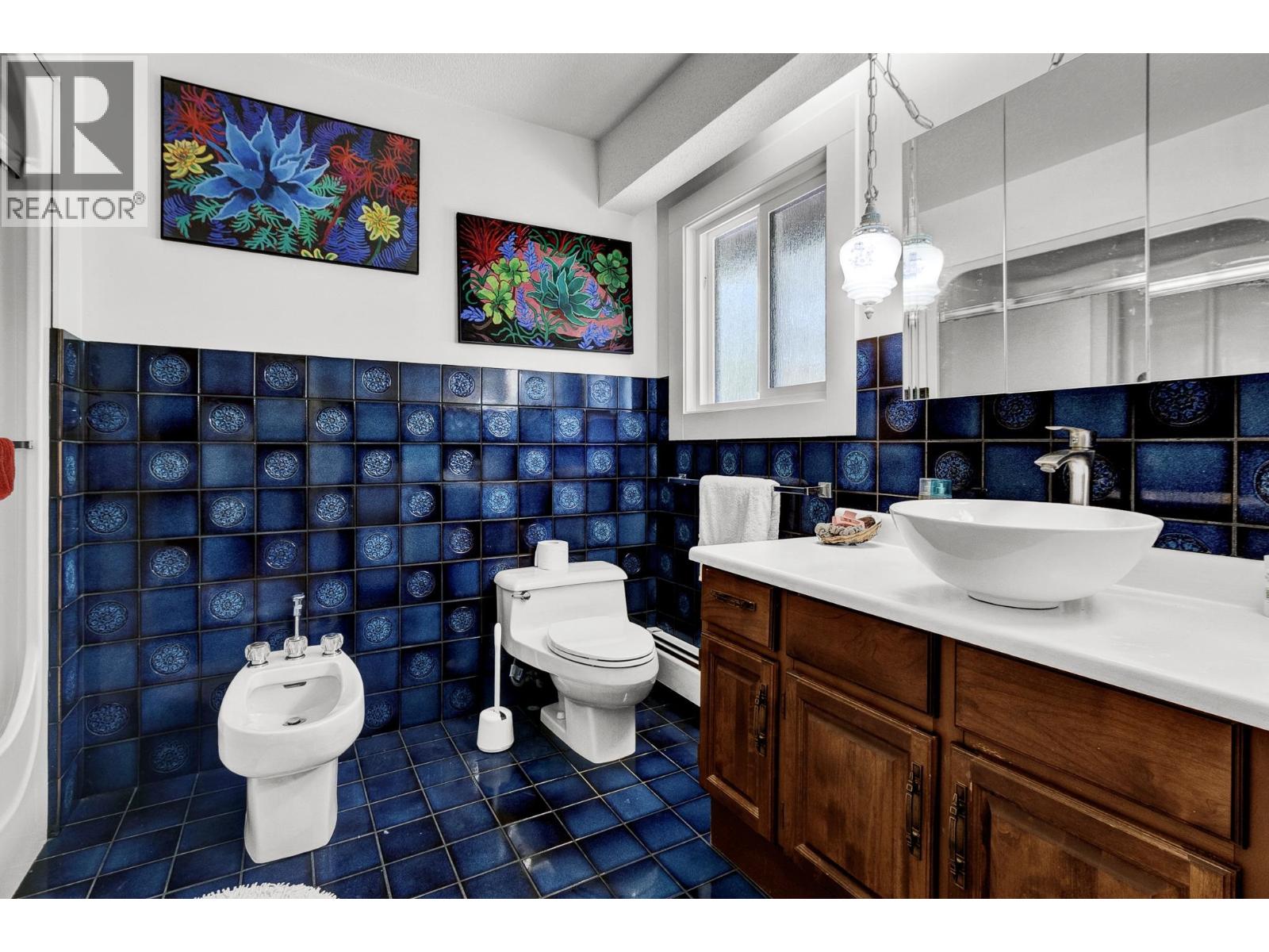 5675 MORIARTY CRESCENT - 29