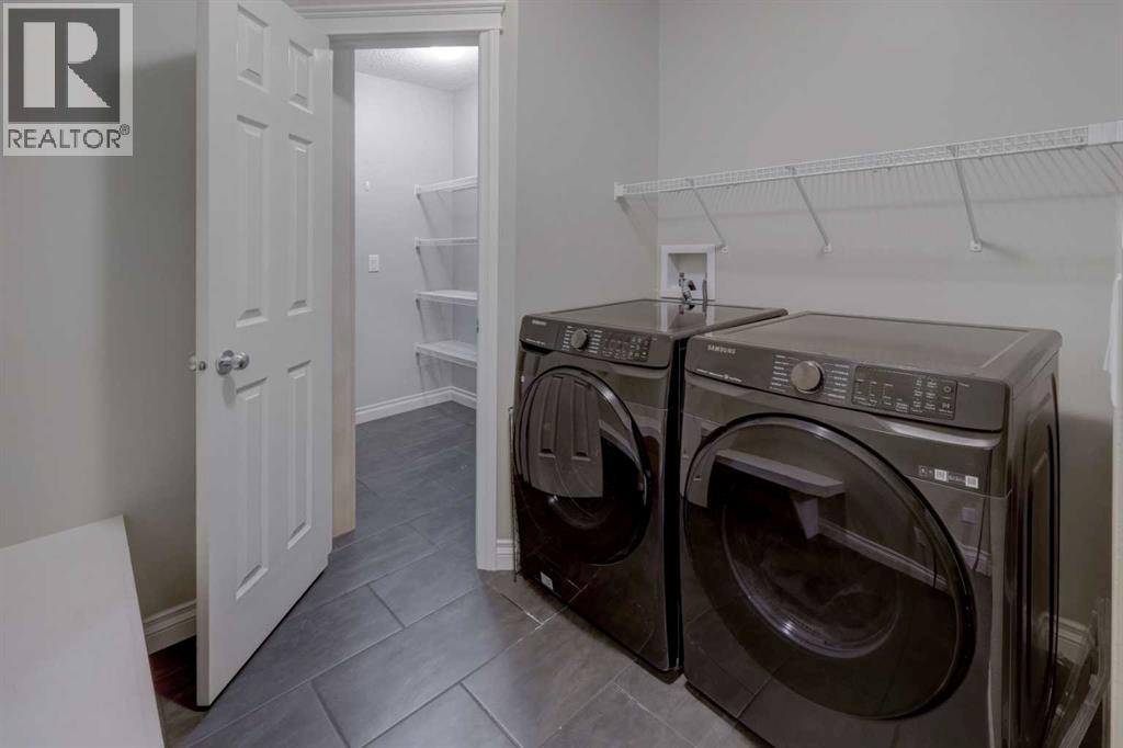 Single Family House for Sale in  Royal Oak Terrace NW Royal Oak Calgary 