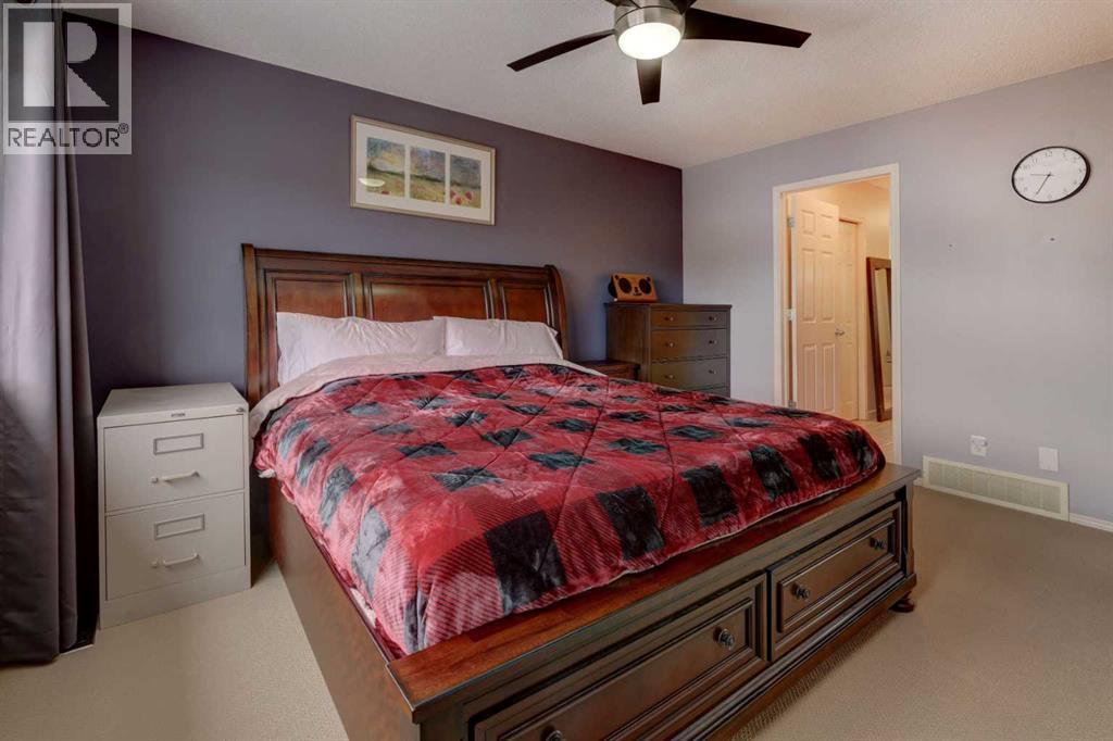 Single Family House for Sale in  Royal Oak Terrace NW Royal Oak Calgary 