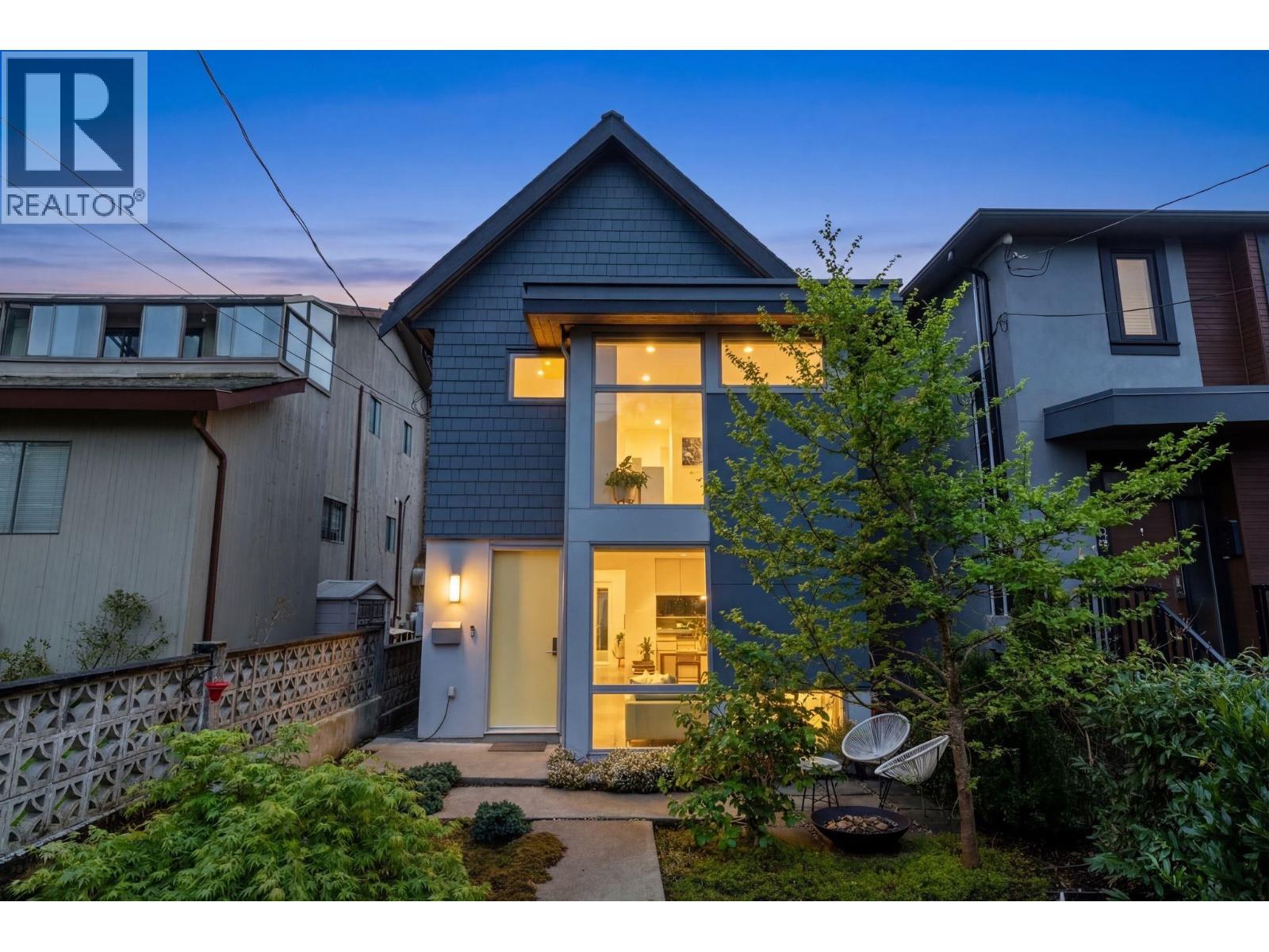 1928 TEMPLETON DRIVE, Vancouver