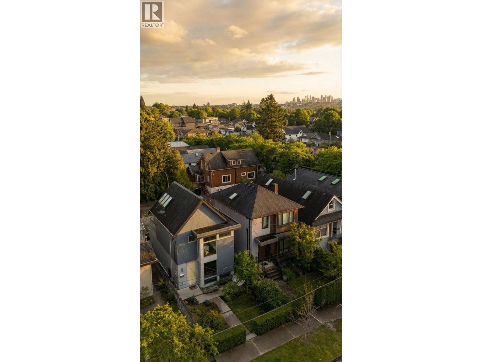 1928 TEMPLETON DRIVE, Vancouver