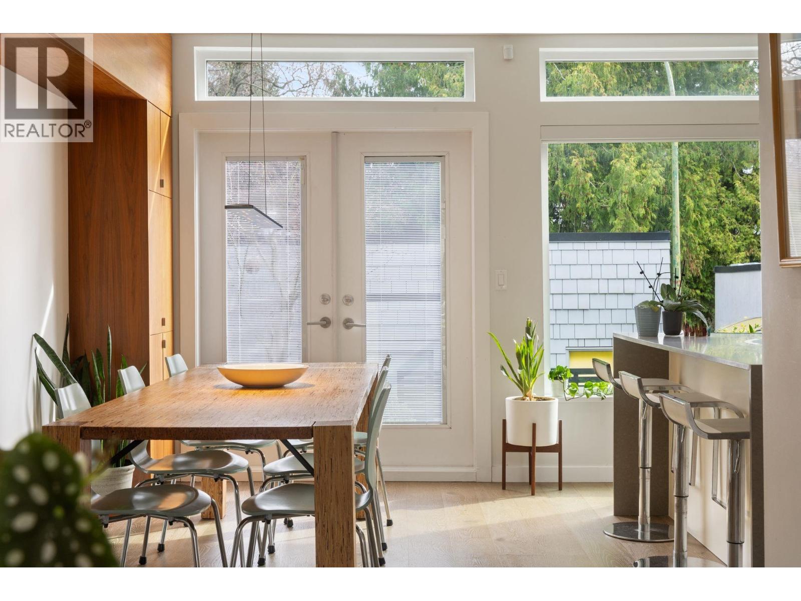 1928 TEMPLETON DRIVE, Vancouver