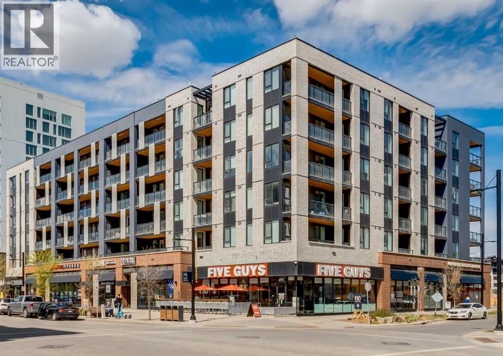 Single Family House Bungalow for Sale in  Valiant Drive NW Varsity Calgary 