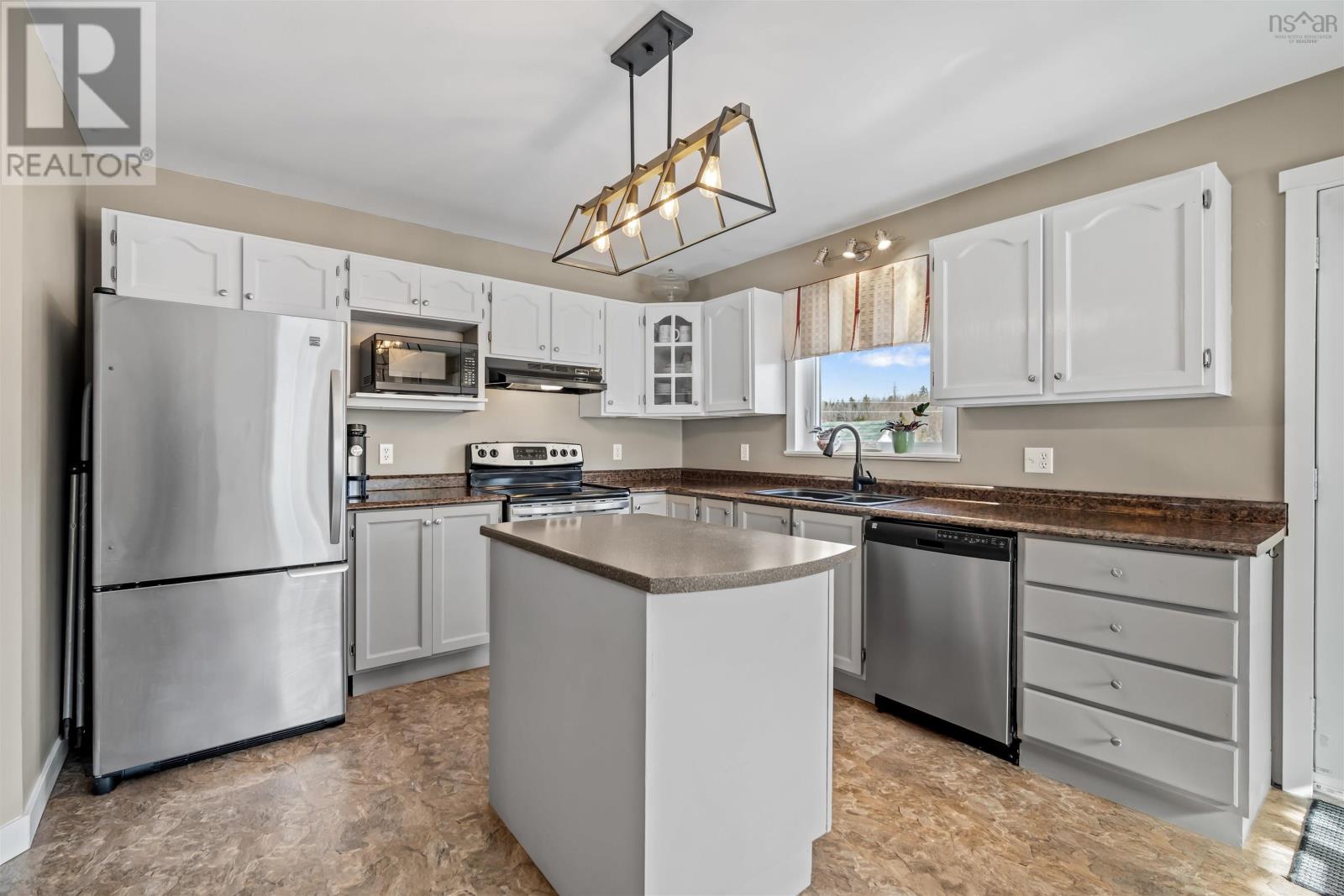 Property 35 of 40 of 39 Haddad Drive