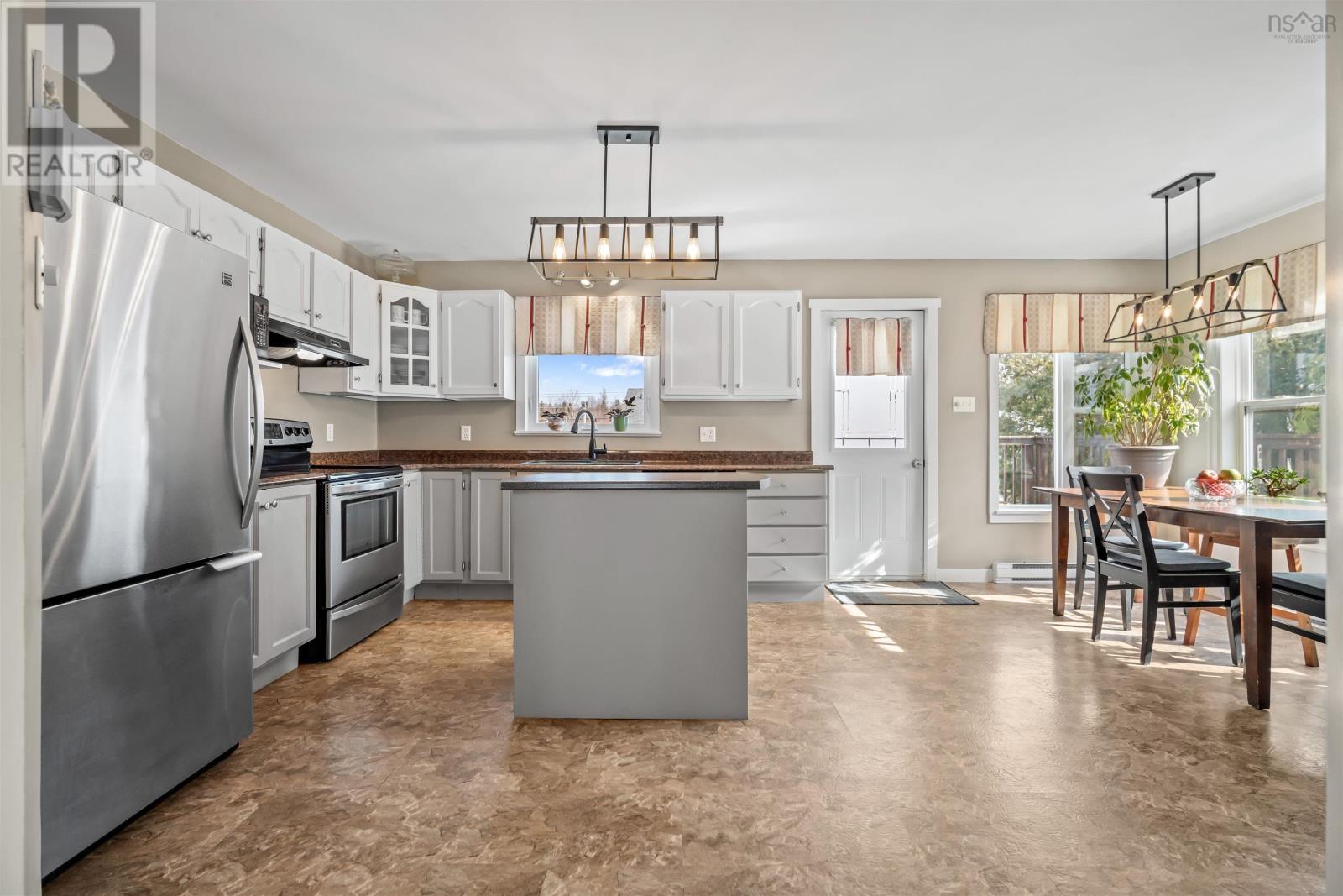 Property 26 of 40 of 39 Haddad Drive