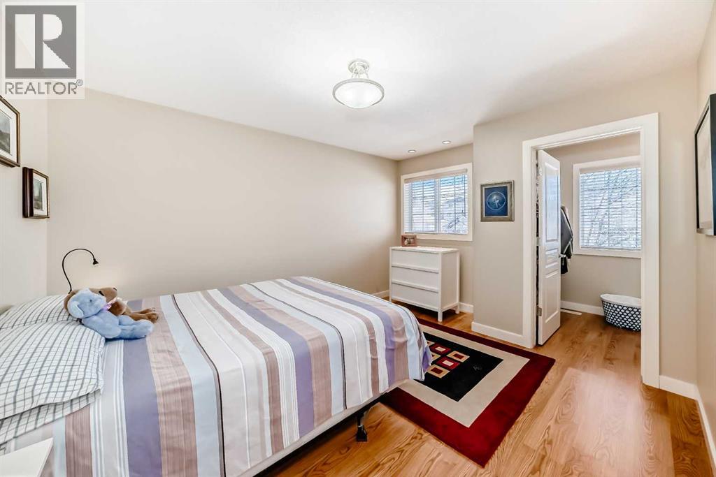 Single Family House for Sale in  Rocky Ridge Drive NW Rocky Ridge Calgary 