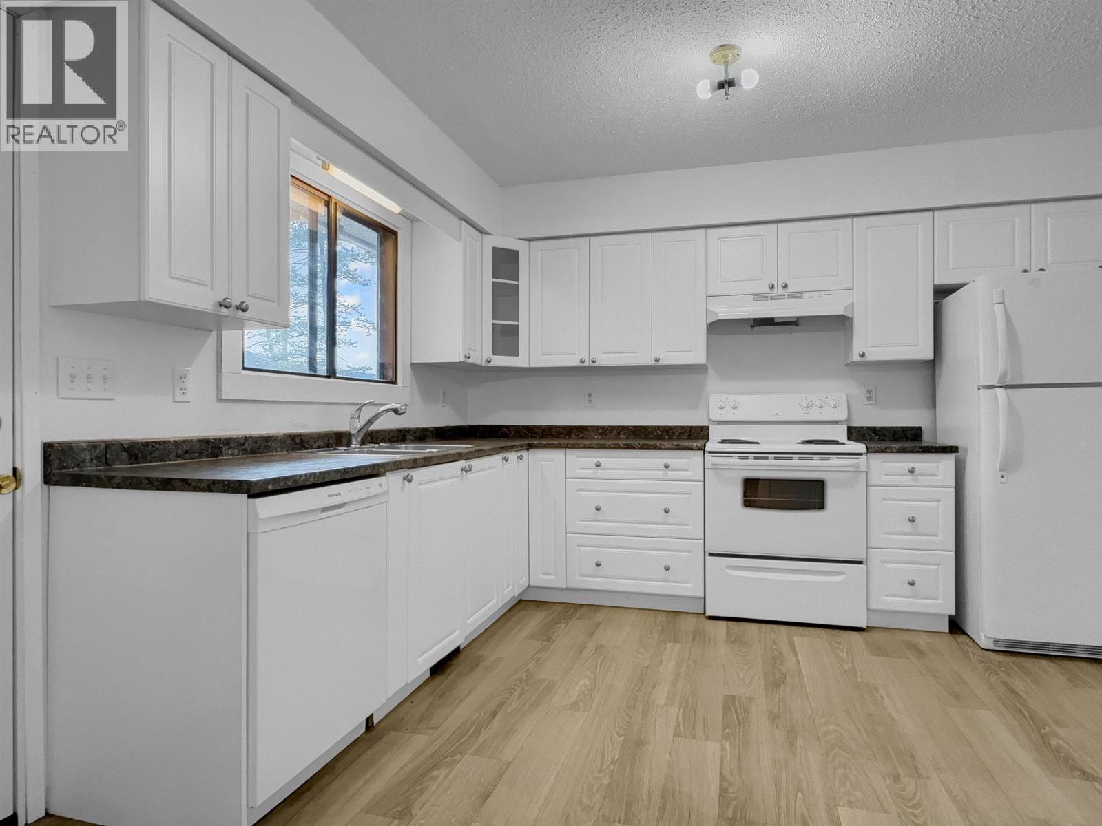 1235 MOON AVENUE, Williams Lake