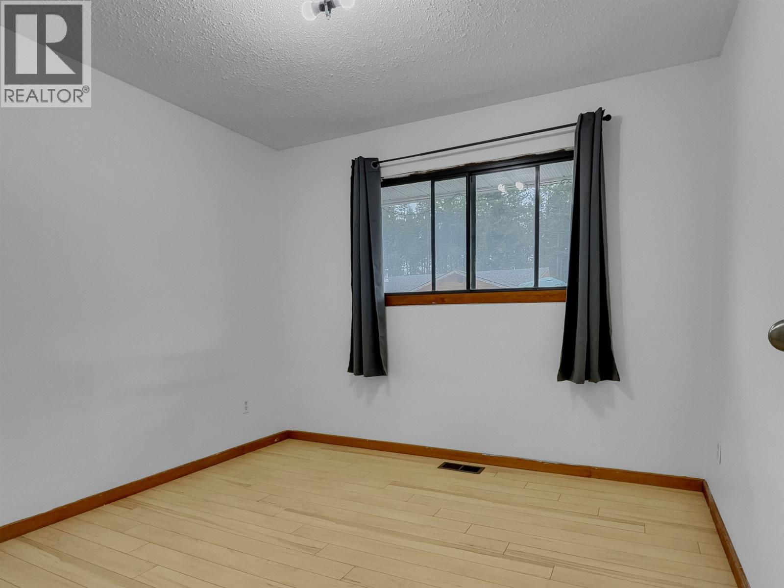 1235 MOON AVENUE, Williams Lake