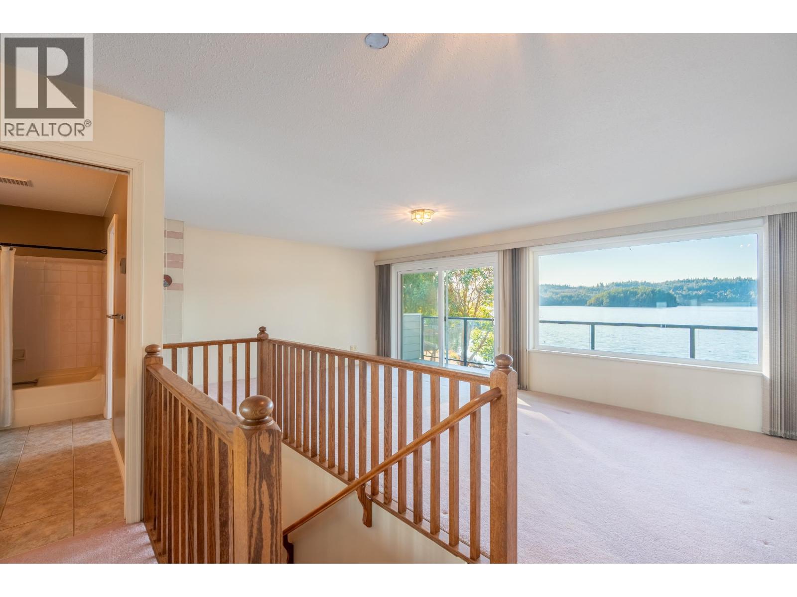 6343 MARMOT ROAD, Sechelt