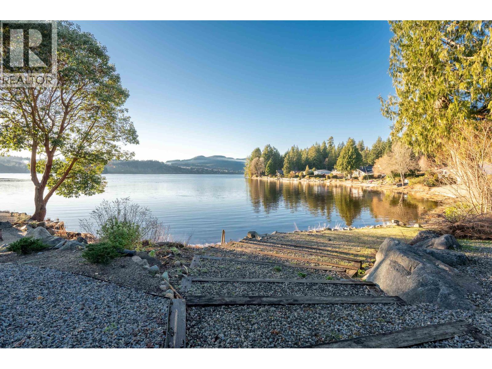 6343 MARMOT ROAD, Sechelt