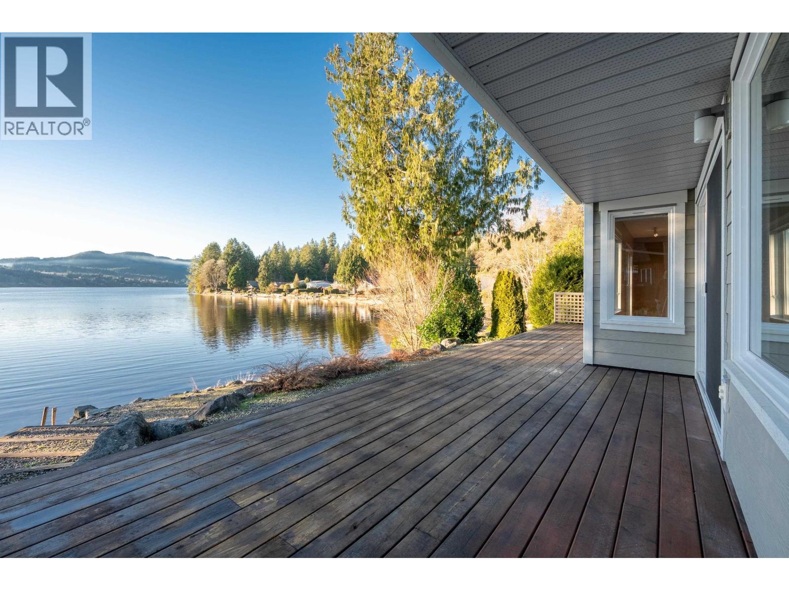 6343 MARMOT ROAD, Sechelt