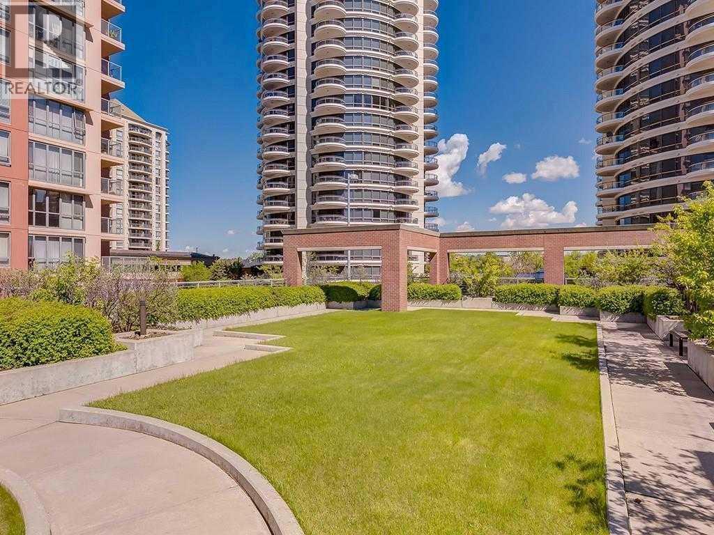 Single Family House for Sale in    Street SW Downtown West End Calgary 