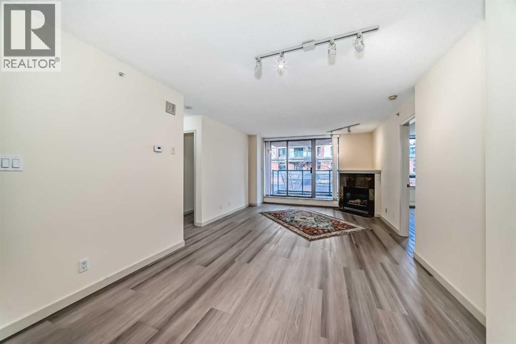 202, 650 10 Street SW, Calgary, Alberta