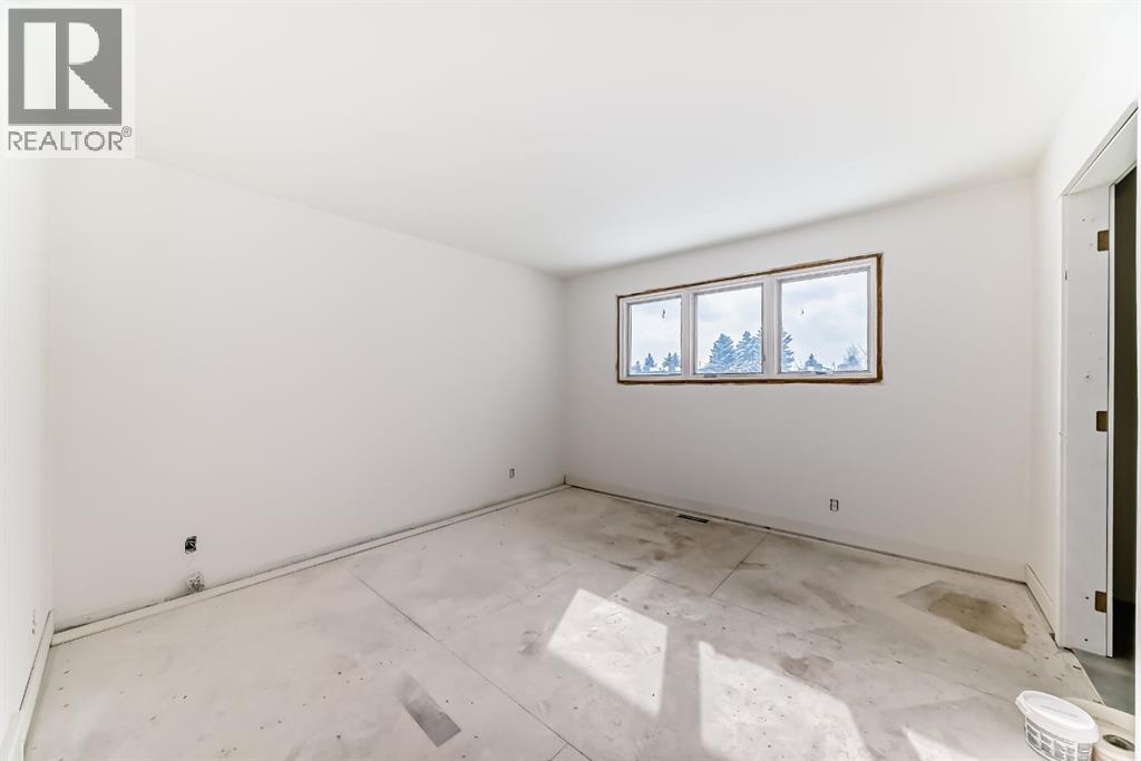 Single Family House for Sale in  Cannell Place SW Canyon Meadows Calgary 