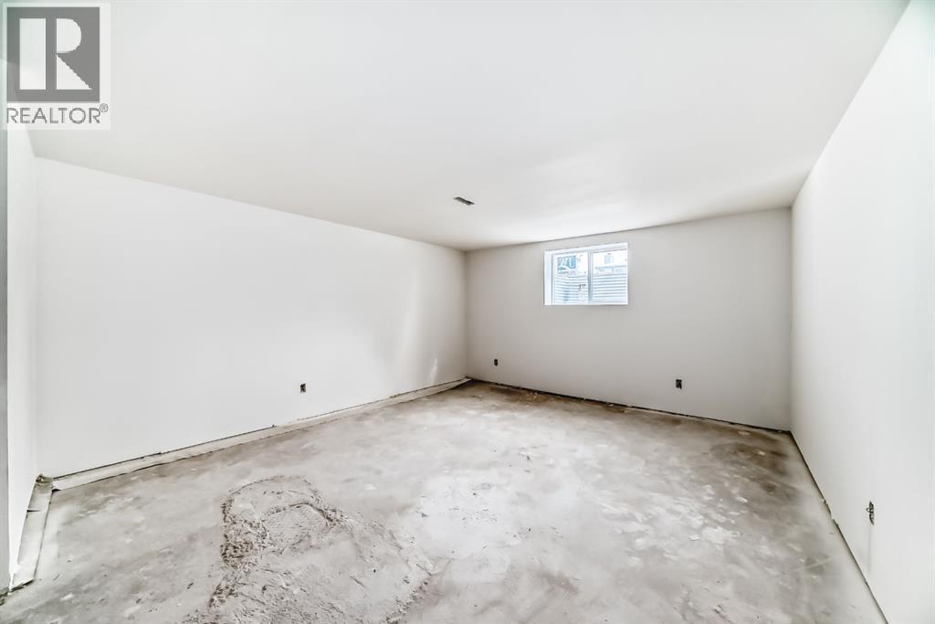 Single Family House for Sale in  Cannell Place SW Canyon Meadows Calgary 