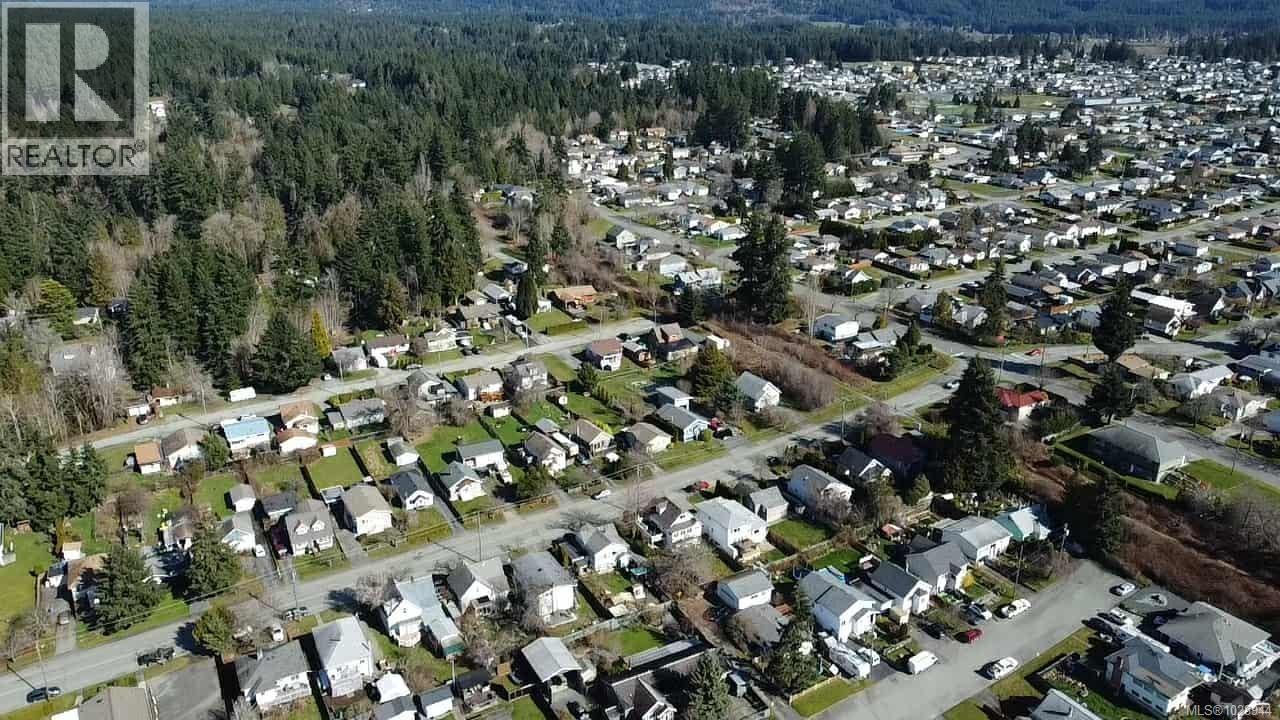 4469 Lathom Rd, Port Alberni