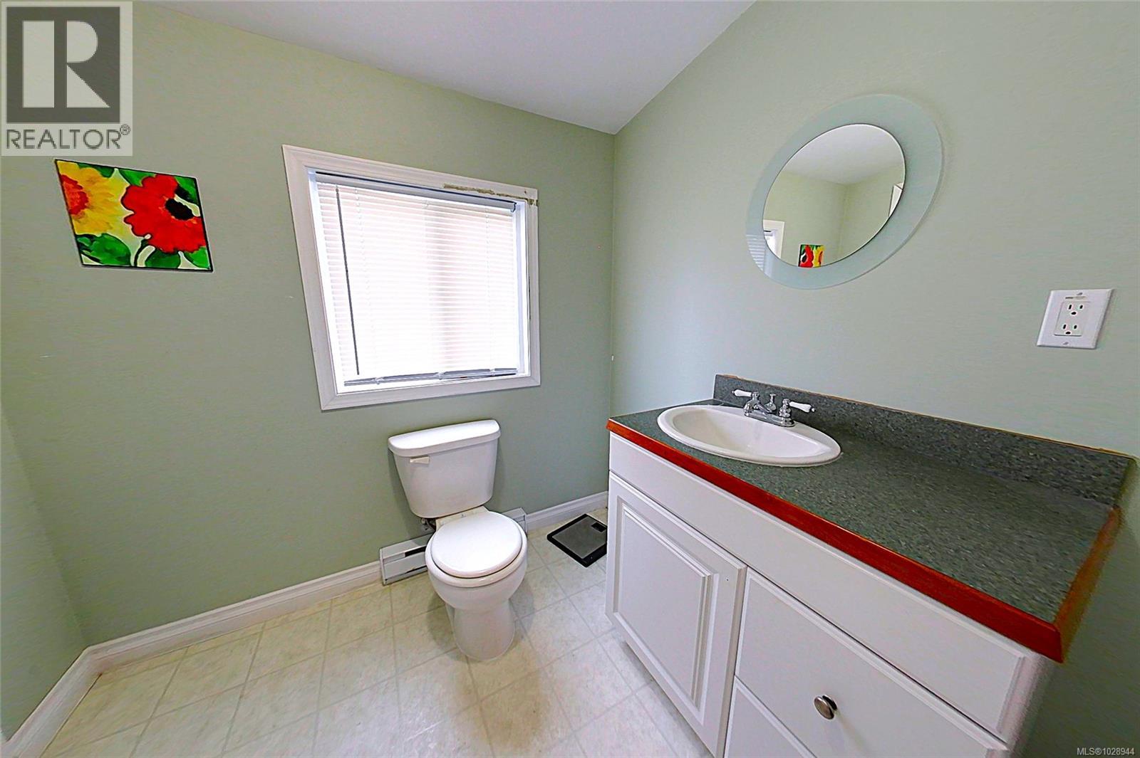 4469 Lathom Rd, Port Alberni